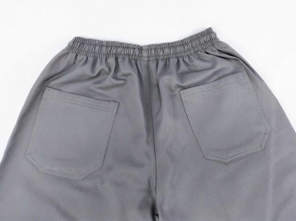 CALÇA DE BRIM LEVE COR AZUL ELÁSTICO TOTAL - Image 2